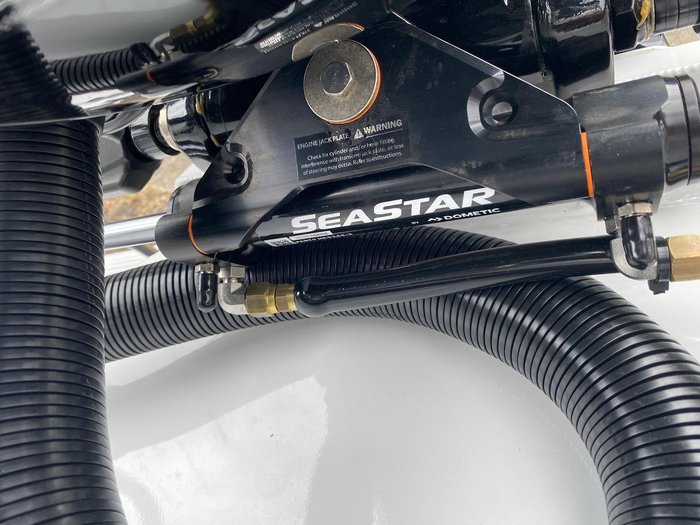 2025 QUINTREX 450 Top Ender Pro