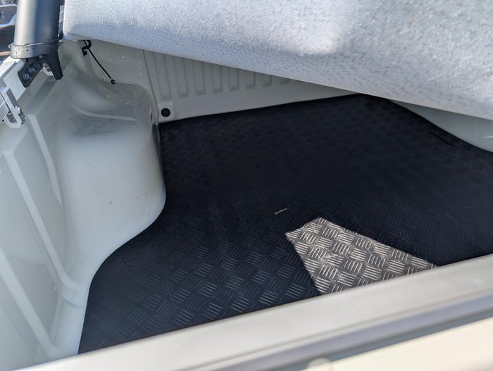 2024 Mitsubishi Triton GLX-R