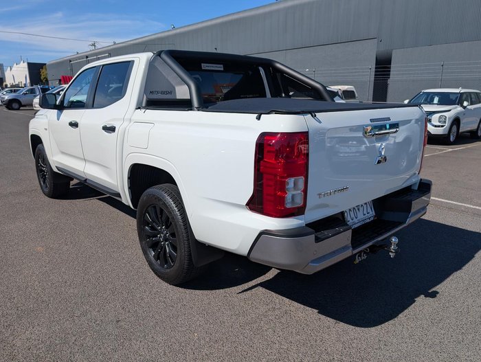 2024 Mitsubishi Triton GLX-R