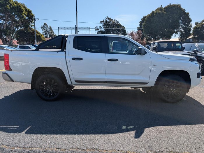 2024 Mitsubishi Triton GLX-R