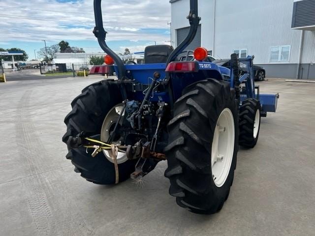 2015 Iseki Tg5570f BLUE