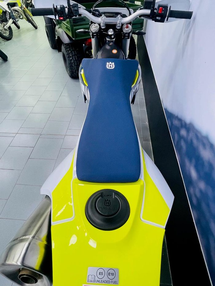 2024 Husqvarna 701 ENDURO 701 White