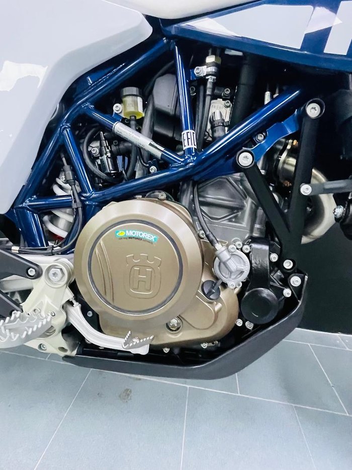 2024 Husqvarna 701 ENDURO 701 White