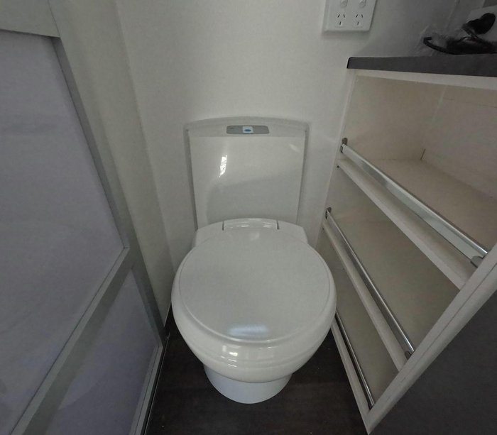 2024 Leader Caravans 2000_R_K1e3_T Explorer 20'