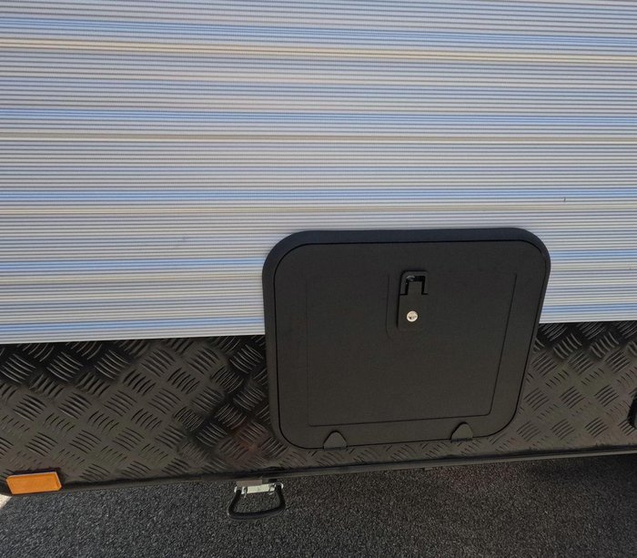 2024 Leader Caravans 2000_R_K1e3_T Explorer 20'