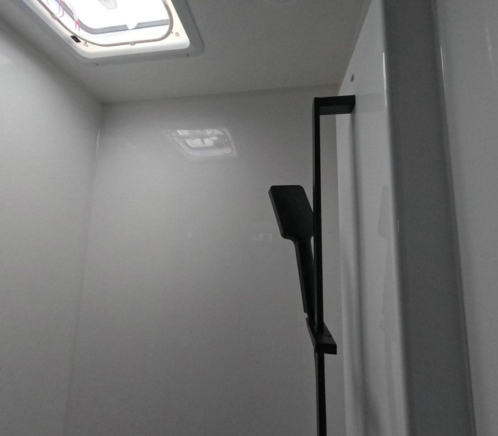 2024 Leader Caravans 2000_R_K1e3_T Explorer 20'