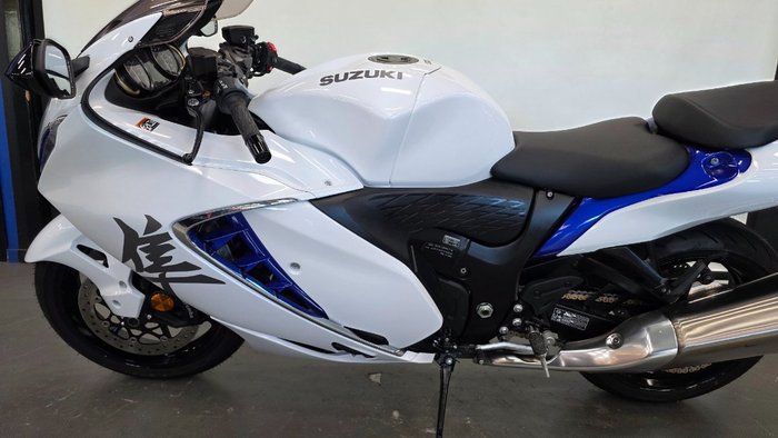 2024 Suzuki HAYABUSA 25TH ANNI (GSX1300RR) Blue