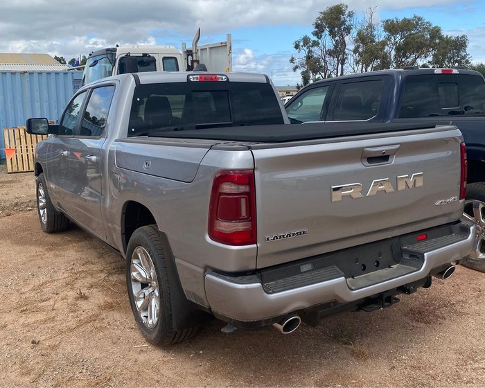 2024 RAM 1500 Laramie Sport RamBox
