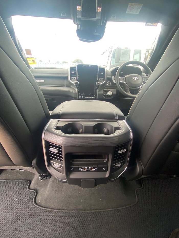2024 RAM 1500 Laramie Sport RamBox