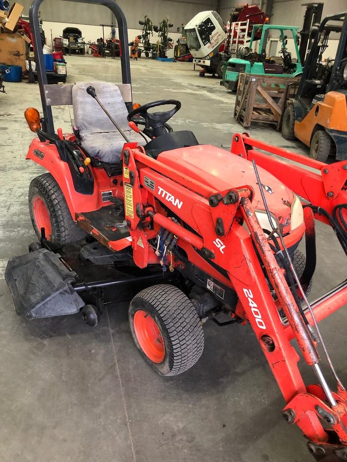 0 Kubota Bx2360 Tractor With Titan Fel Bkt, 60