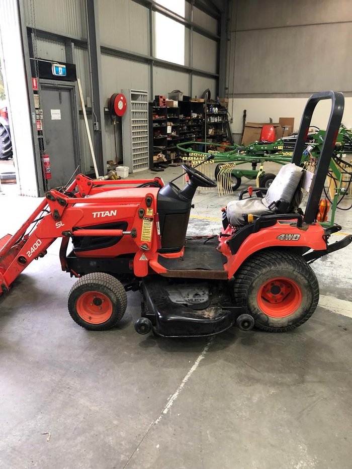 0 Kubota Bx2360 Tractor With Titan Fel Bkt, 60