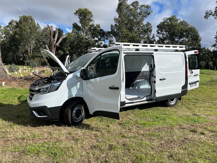 2024 Renault Trafic Premium