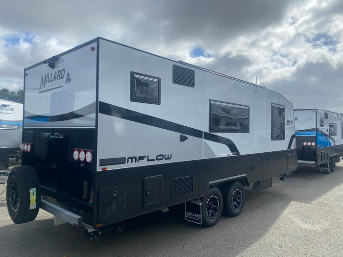 2024 Millard Mflow 21'6 Rear Door Side Club