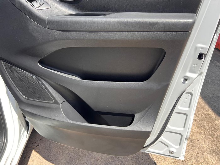 2021 LDV G10 + SV7C Blanc White