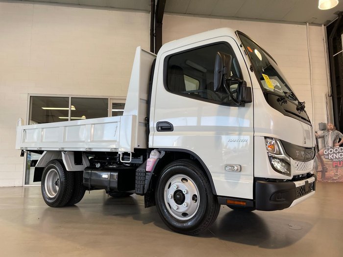 2024 Fuso Canter 615 615 Tipper White