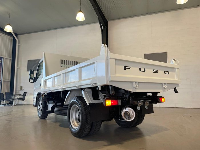 2024 Fuso Canter 615 615 Tipper White