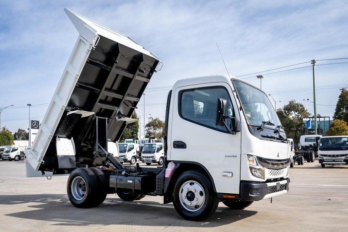 2024 Fuso Canter 615 615 Tipper White