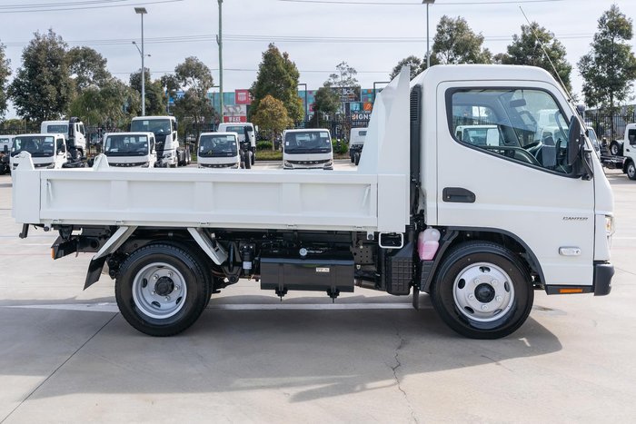 2024 Fuso Canter 615 615 Tipper White