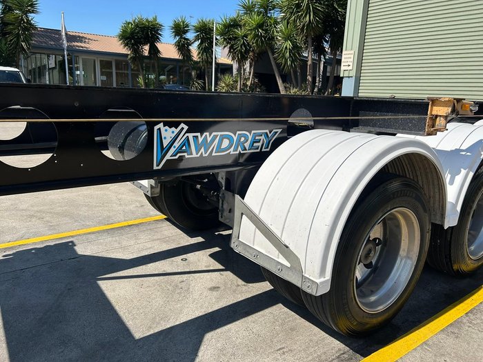 2014 Vawdrey 40-48' Ultra Low, Push Bumper, 3 Way Black