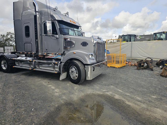 2014 Freightliner Coronado 114 Silver
