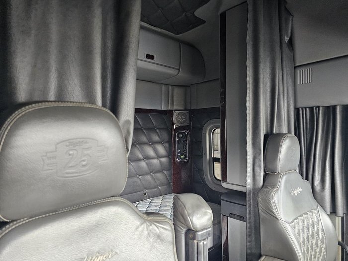 2014 Freightliner Coronado 114 Silver