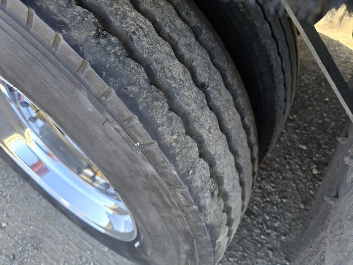 2009 Marshall Lethlean Tri Axle 6 Compartment 