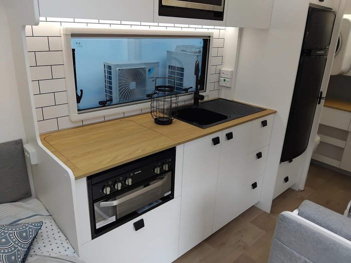 2024 New Age Caravans Mr15e Manta Ray My25 Full Composite Price Reduced!