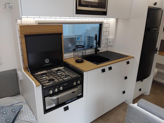 2024 New Age Caravans Mr15e Manta Ray My25 Full Composite Price Reduced!