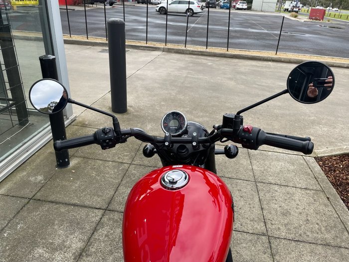 2024 Royal Enfield (see Also Enfiel METEOR 350 FIREBALL ?