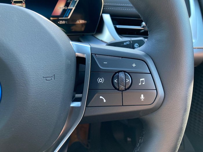 2024 BMW iX1 eDrive20 xLine