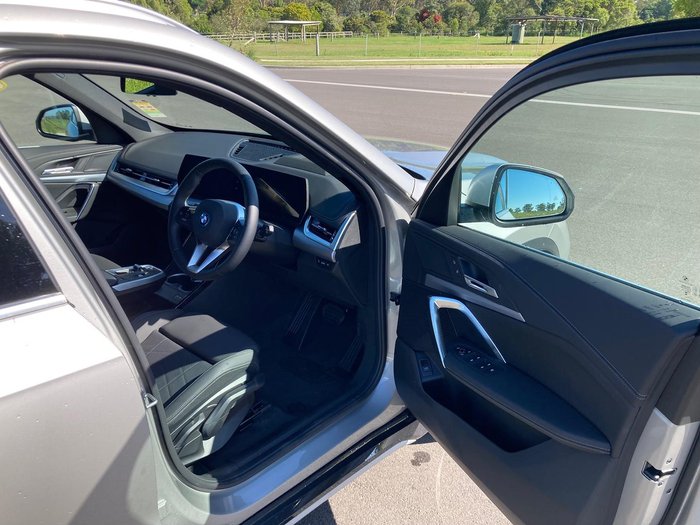 2024 BMW iX1 eDrive20 xLine