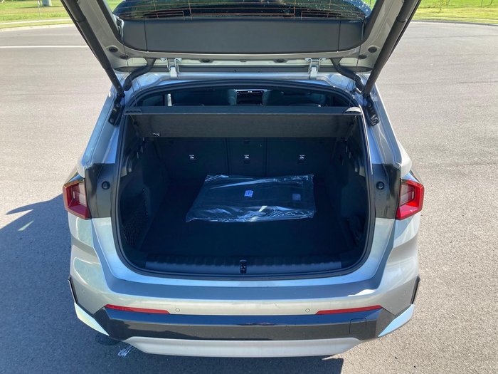 2024 BMW iX1 eDrive20 xLine