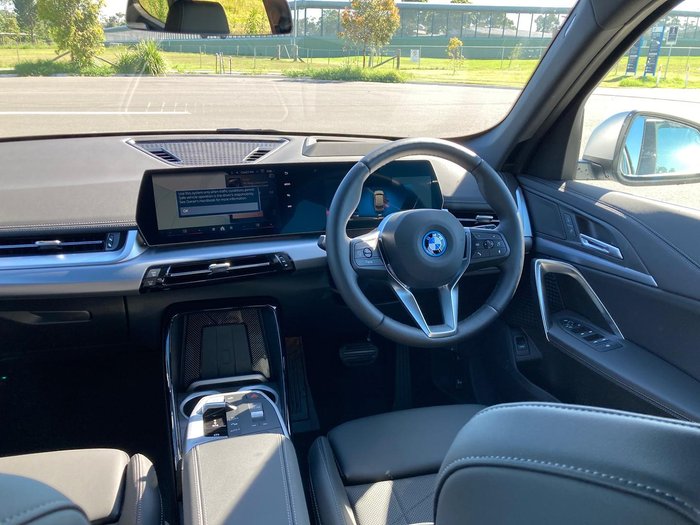 2024 BMW iX1 eDrive20 xLine