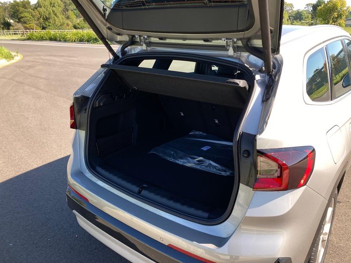 2024 BMW iX1 eDrive20 xLine