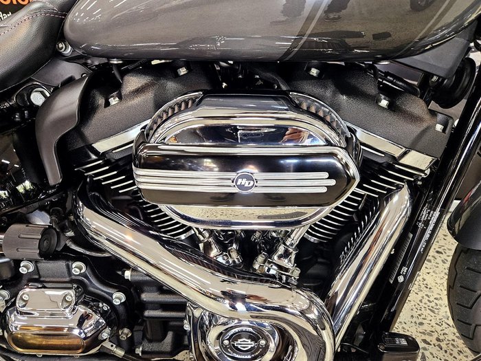 2022 Harley-Davidson Sport Glide 107 (FLSB) Softail Grey