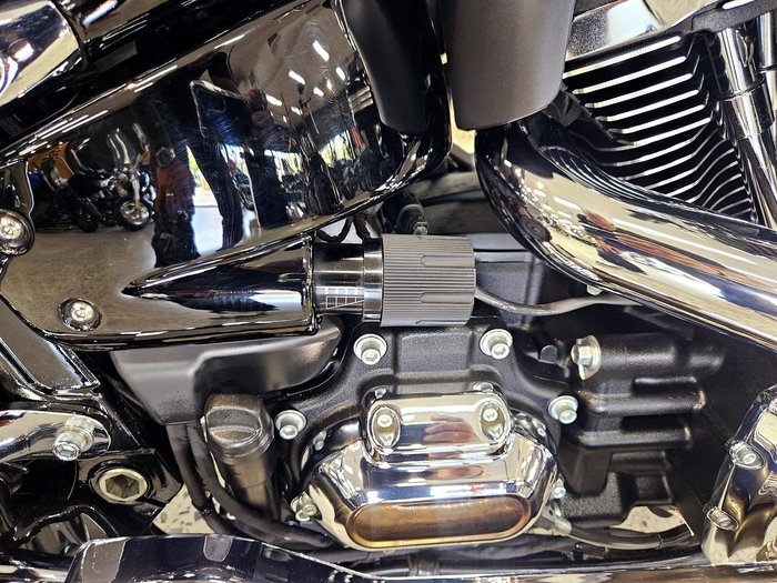 2022 Harley-Davidson Sport Glide 107 (FLSB) Softail Grey