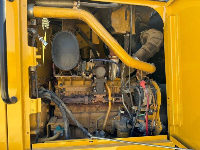 2013 Caterpillar 12M2 