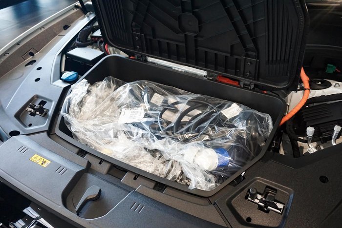 2024 Audi Q8 e-tron 50