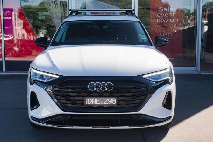 2024 Audi Q8 e-tron 50