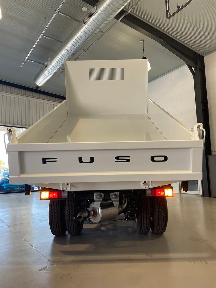 2024 Fuso Canter 615 615 Tipper White