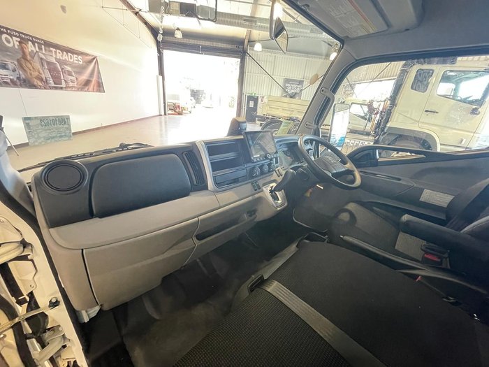 2024 Fuso Canter 615 615 Tipper White