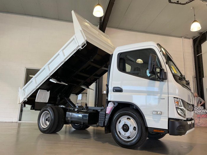 2024 Fuso Canter 615 615 Tipper White