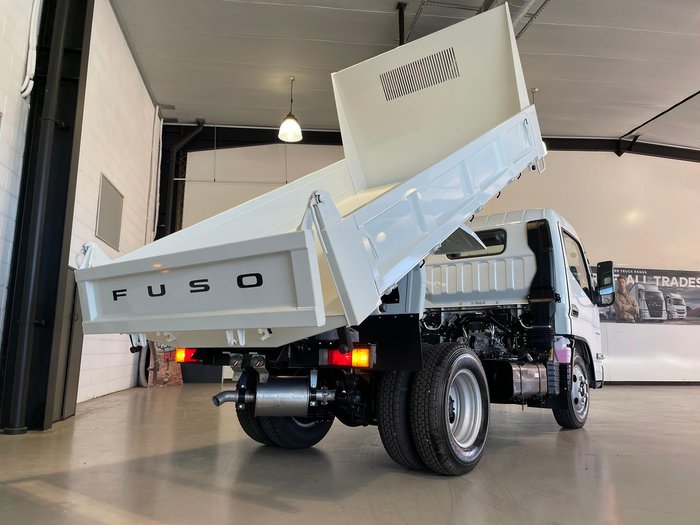 2024 Fuso Canter 615 615 Tipper White