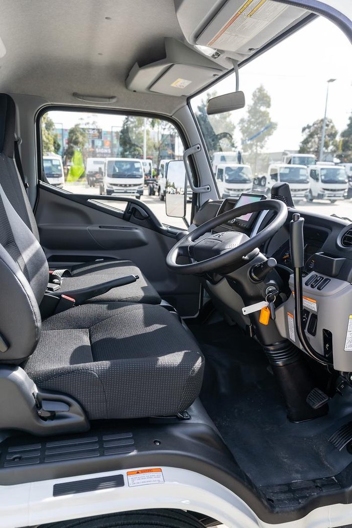 2024 Fuso Canter 615 615 Tipper White