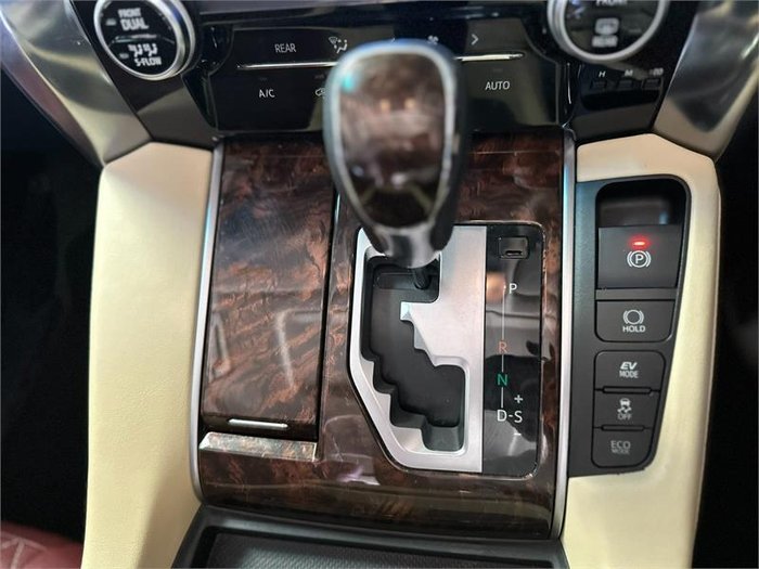 2019 Toyota Alphard SR C Package