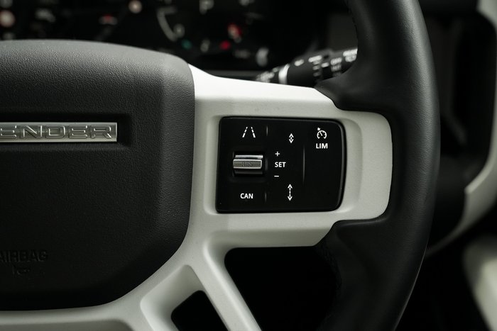 2023 Land Rover Defender 110 D300 SE
