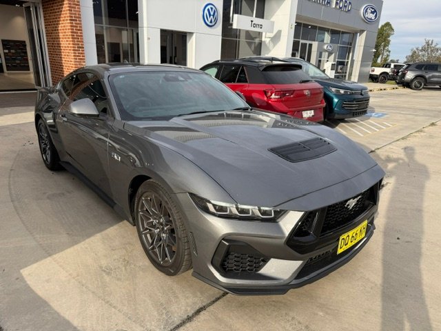 2025 FORD MUSTANG