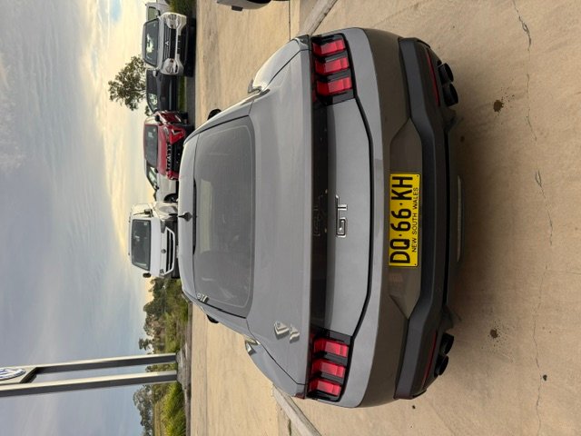 2025 FORD MUSTANG