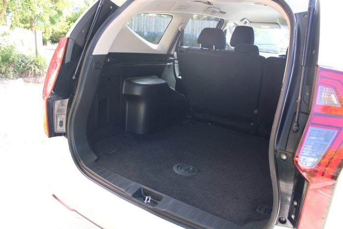 2023 Mitsubishi Pajero Sport GLX