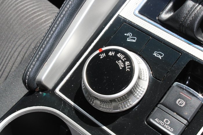 2023 Mitsubishi Pajero Sport GLX